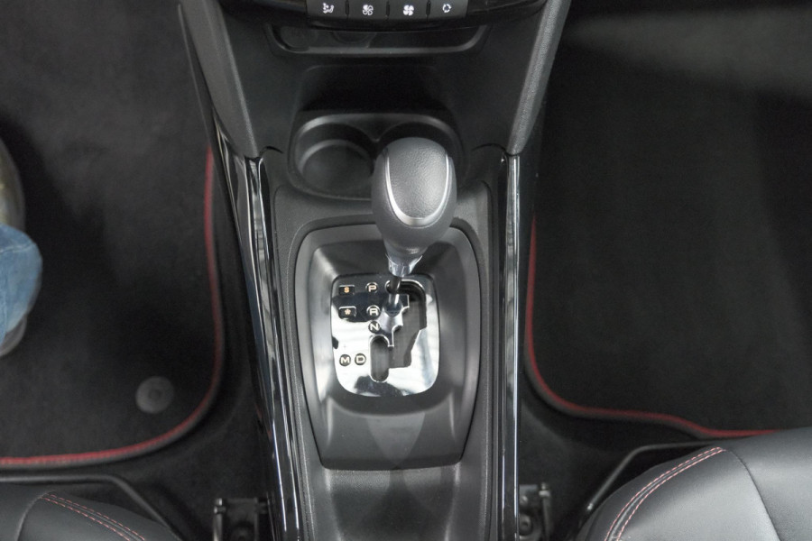 Peugeot 2008 PureTech 110 EAT6 GT-Line | Trekhaak | Camera | Navigatie | Parkeersensoren