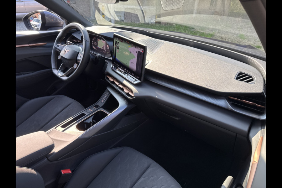 CUPRA Terramar 1.5 TSIe 150PK BUSINESS HEAD-UP/NAVI/CAMERA/LEDER MATRIX FABRIEKS GARANTIE