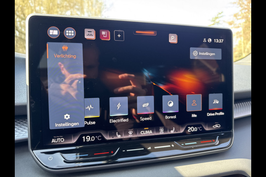 CUPRA Terramar 1.5 TSIe 150PK BUSINESS HEAD-UP/NAVI/CAMERA/LEDER MATRIX FABRIEKS GARANTIE