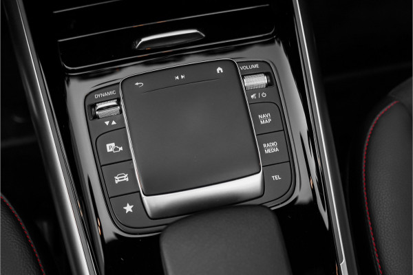 Mercedes-Benz EQA 250 Edition 1 67 kWh AMG Line Pano Camera Stoelverw