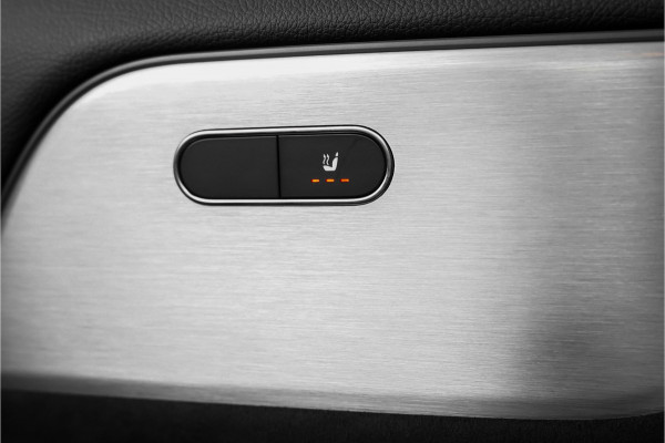 Mercedes-Benz EQA 250 Edition 1 67 kWh AMG Line Pano Camera Stoelverw