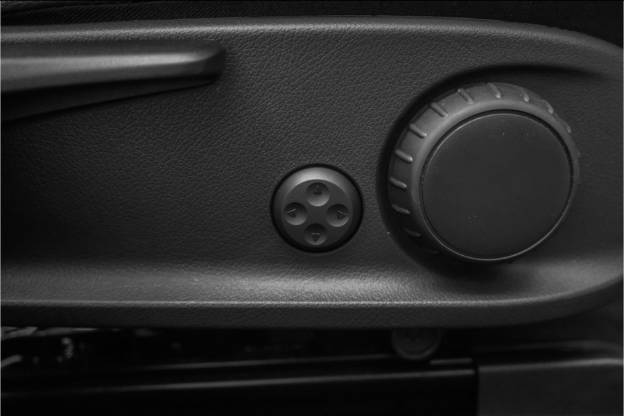 Mercedes-Benz EQA 250 Edition 1 67 kWh AMG Line Pano Camera Stoelverw