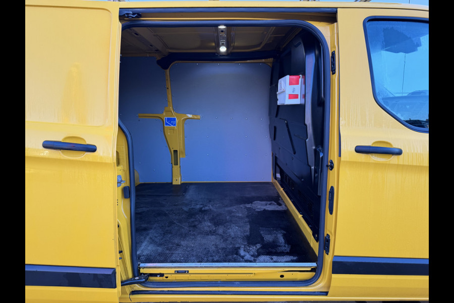 Ford Transit Custom 320 2.0 TDCI L2H1 Trend Trekhaak LED Airco Cruise Imperiaal Ladder Stoelverwarming Parkeersensoren Voor en Achter