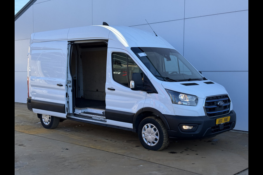 Ford E-Transit 350 68kWh 184PK 317km WLTP 97.5% (SOH) BEV Snelladen L2H3 360° Camera Climate Control Cruise Control Navigatie Carplay Parkeersensoren voor achter