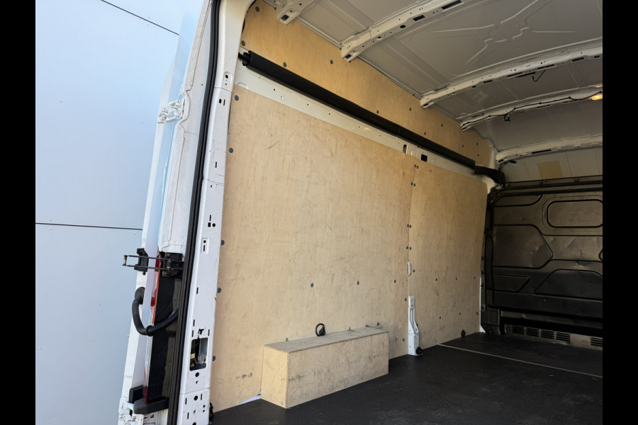 Ford E-Transit 350 68kWh 184PK 317km WLTP 97.5% (SOH) BEV Snelladen L2H3 360° Camera Climate Control Cruise Control Navigatie Carplay Parkeersensoren voor achter
