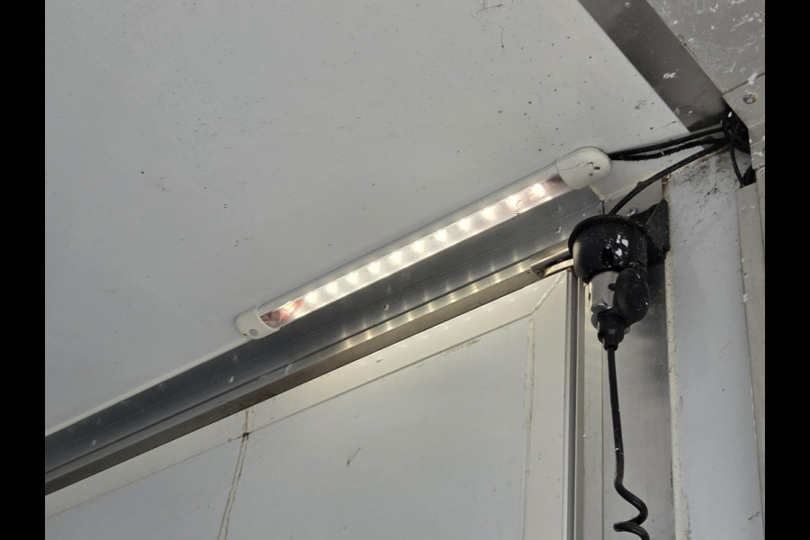 Ford Transit 2.0 TDCI 1211Kg Laadvermogen Hoge laadbak 2.30 Laadklep & Zijdeur