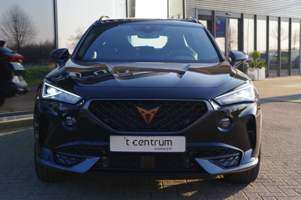 CUPRA Formentor 1.4 e-Hybrid VZ 245 PK Copper Edition PHEV, Panoramadak, Camera, Carplay, Adap. Cruise Control