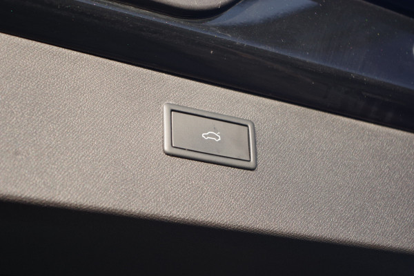 CUPRA Formentor 1.4 e-Hybrid VZ 245 PK Copper Edition PHEV, Panoramadak, Camera, Carplay, Adap. Cruise Control