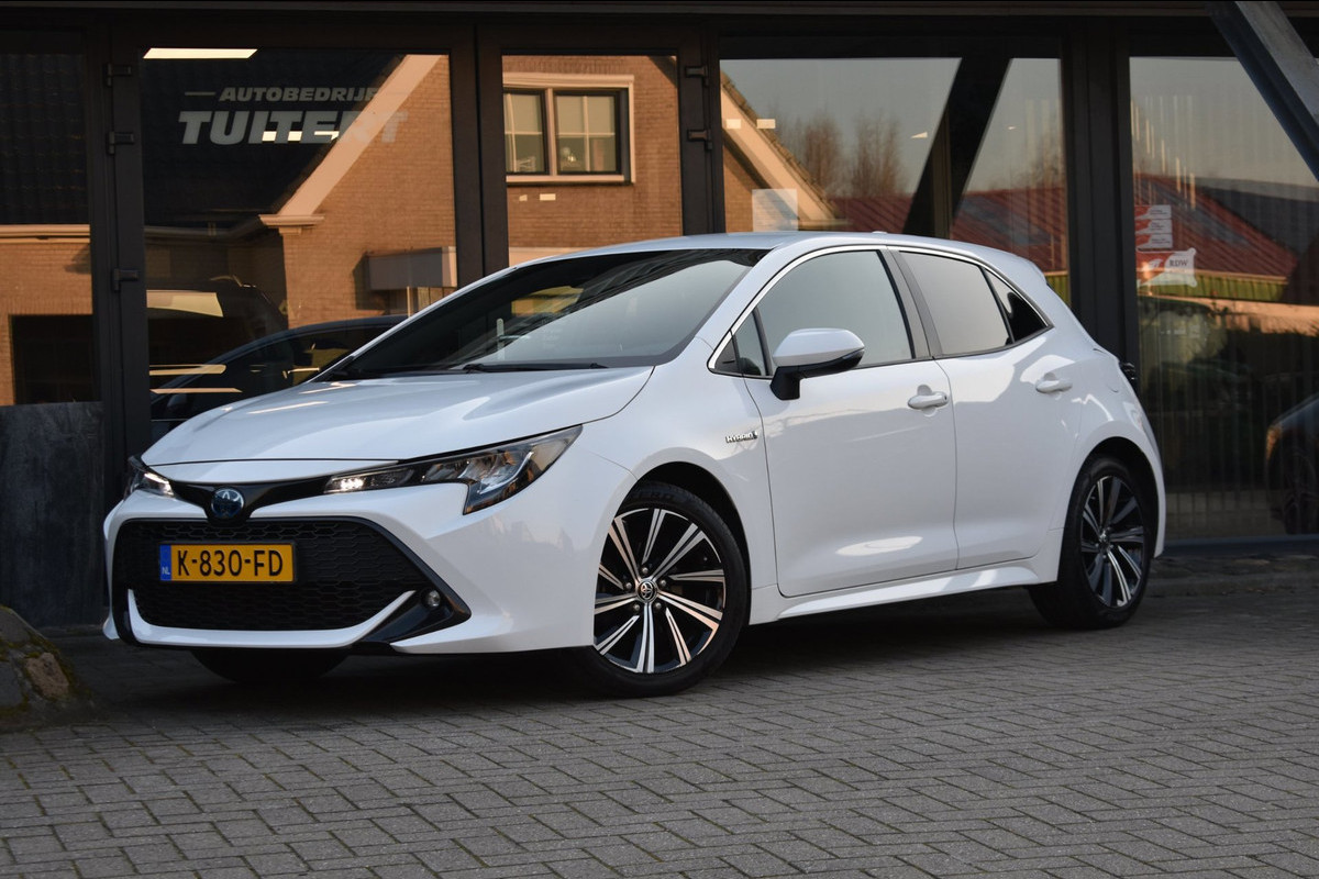 Toyota Corolla 1.8 Hybrid Dynamic | CAMERA | APPLE CARPLAY | ANDROID AUTO | NAP | STOELVERWARMING