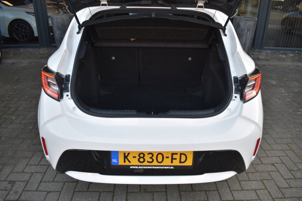 Toyota Corolla 1.8 Hybrid Dynamic | CAMERA | STOELVERWARMING | APPLE CARPLAY | ANDROID AUTO | NAP |