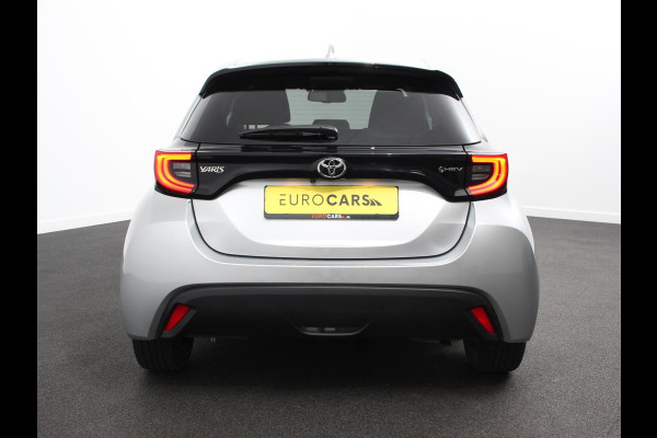 Toyota Yaris 1.5 Hybrid Dynamic Automaat Climate control | Cruise control adaptieve | LED | Achteruitrijcamera | Lane assist | Apple Carplay/ Android Auto |