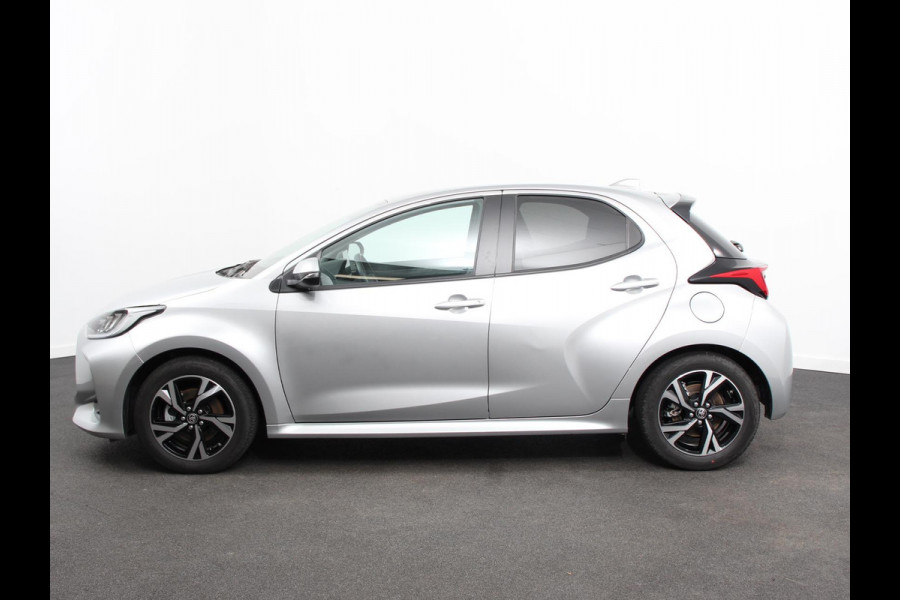 Toyota Yaris 1.5 Hybrid Dynamic Automaat Climate control | Cruise control adaptieve | LED | Achteruitrijcamera | Lane assist | Apple Carplay/ Android Auto |