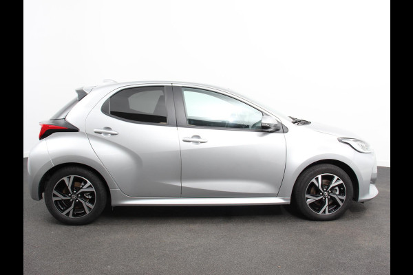 Toyota Yaris 1.5 Hybrid Dynamic Automaat Climate control | Cruise control adaptieve | LED | Achteruitrijcamera | Lane assist | Apple Carplay/ Android Auto |