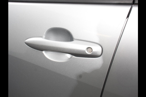 Toyota Yaris 1.5 Hybrid Dynamic Automaat Climate control | Cruise control adaptieve | LED | Achteruitrijcamera | Lane assist | Apple Carplay/ Android Auto |