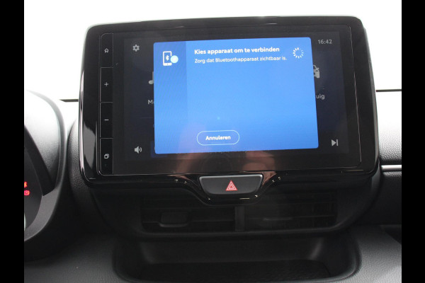 Toyota Yaris 1.5 Hybrid Dynamic Automaat Climate control | Cruise control adaptieve | LED | Achteruitrijcamera | Lane assist | Apple Carplay/ Android Auto |