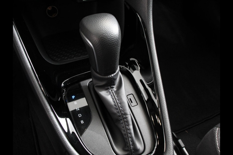 Toyota Yaris 1.5 Hybrid Dynamic Automaat Climate control | Cruise control adaptieve | LED | Achteruitrijcamera | Lane assist | Apple Carplay/ Android Auto |