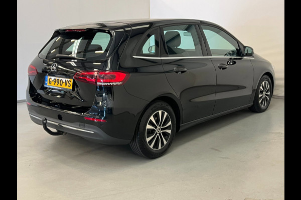 Mercedes-Benz B-Klasse 180d / NL-auto / Widescreen / CarPlay / Stoelverwarming