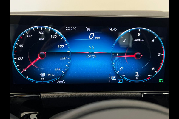 Mercedes-Benz B-Klasse 180d / NL-auto / Widescreen / CarPlay / Stoelverwarming