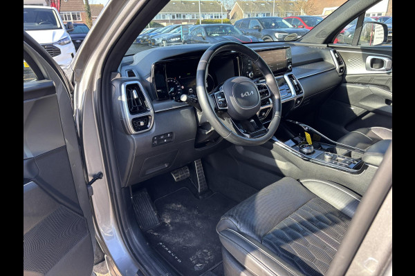 Kia Sorento 1.6 T-GDI Plug-in Hybrid 4WD ExecutiveLine 5p. |  Afneembare trekhaak | Panoramadak | 2 bandensets | Bestuurdersstoel Met Geheugen | BTW verrekenbaar | Dealer onderhouden
