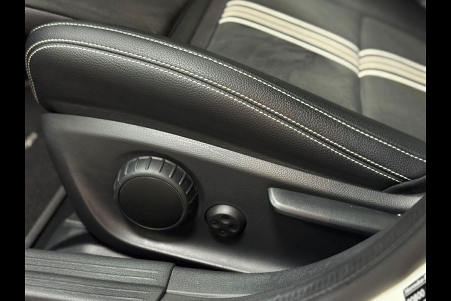 Mercedes-Benz A-Klasse 250|MOTORSPORT|STOELVER|NAVI|CRUISE|PANO