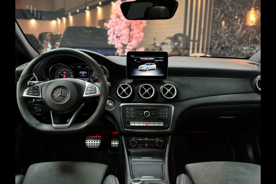 Mercedes-Benz A-Klasse 250|MOTORSPORT|STOELVER|NAVI|CRUISE|PANO