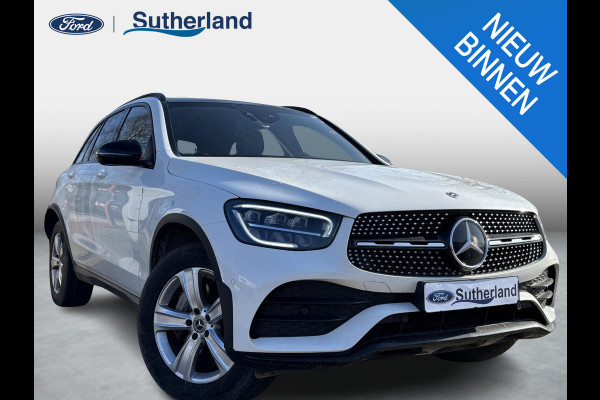 Mercedes-Benz GLC 300e 4MATIC AMG Line PHEV 320pk | Trekhaak | Panoramadak | 2 bandensets | Leder | Adaptive cruise control | Camera