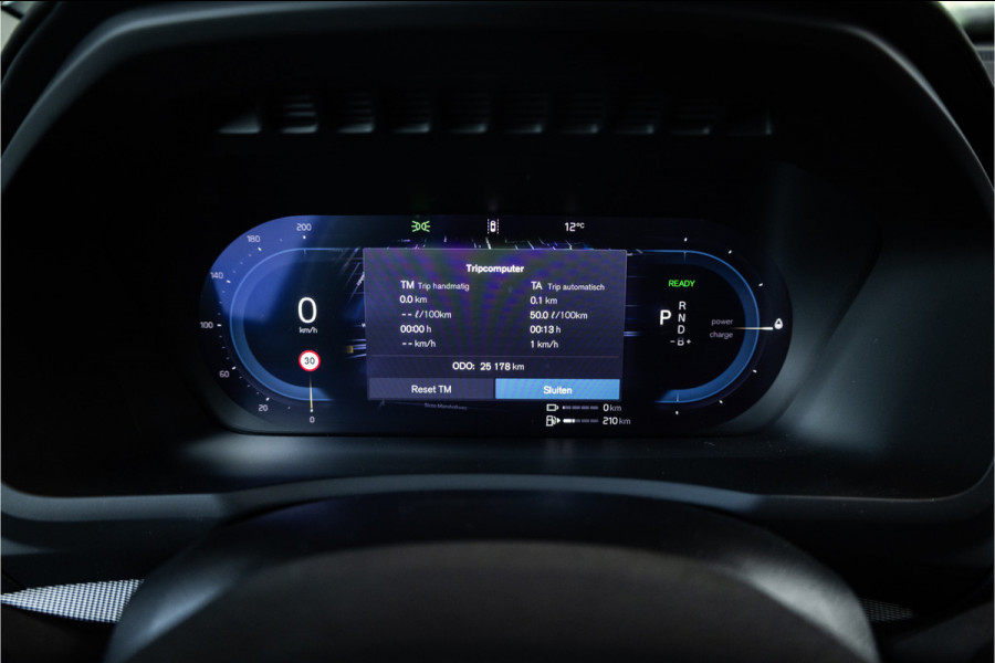 Volvo XC90 2.0 T8 Plug-in hybrid AWD Plus Dark - Panorama | H&K | Memory | Elek. Trekhaak