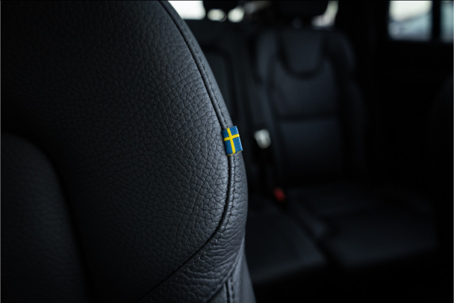 Volvo XC90 2.0 T8 Plug-in hybrid AWD Plus Dark - Panorama | H&K | Memory | Elek. Trekhaak
