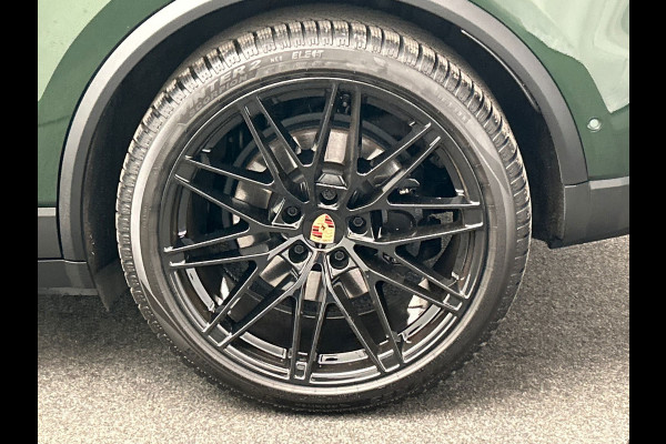 Porsche Macan 100 kWh | Pano/Dak | 22'' Velgen | Origineel NL