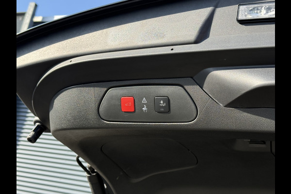 Opel Grandland X BWJ 2020 | 1.2T 131PK Business Executive | CLIMA | NAVI | CARPLAY | CAMERA A | PRIVACY GLASS | PDC 2X | LICHTMETAAL | CRUISE |