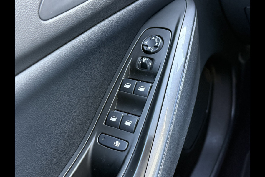 Opel Grandland X BWJ 2020 | 1.2T 131PK Business Executive | CLIMA | NAVI | CARPLAY | CAMERA A | PRIVACY GLASS | PDC 2X | LICHTMETAAL | CRUISE |