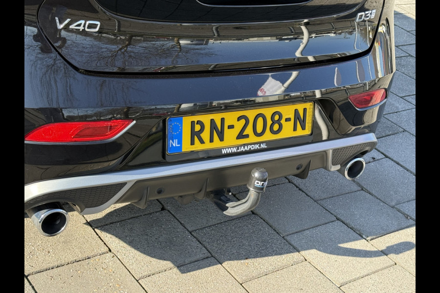 Volvo V40 BWJ 2018 | 2.0 D3 150PK R-DESIGN | TREKHAAK | PANO DAK | LEER | CAMERA A | CLIMA | NAVI | STOELVERW | PREMIUM AUDIO