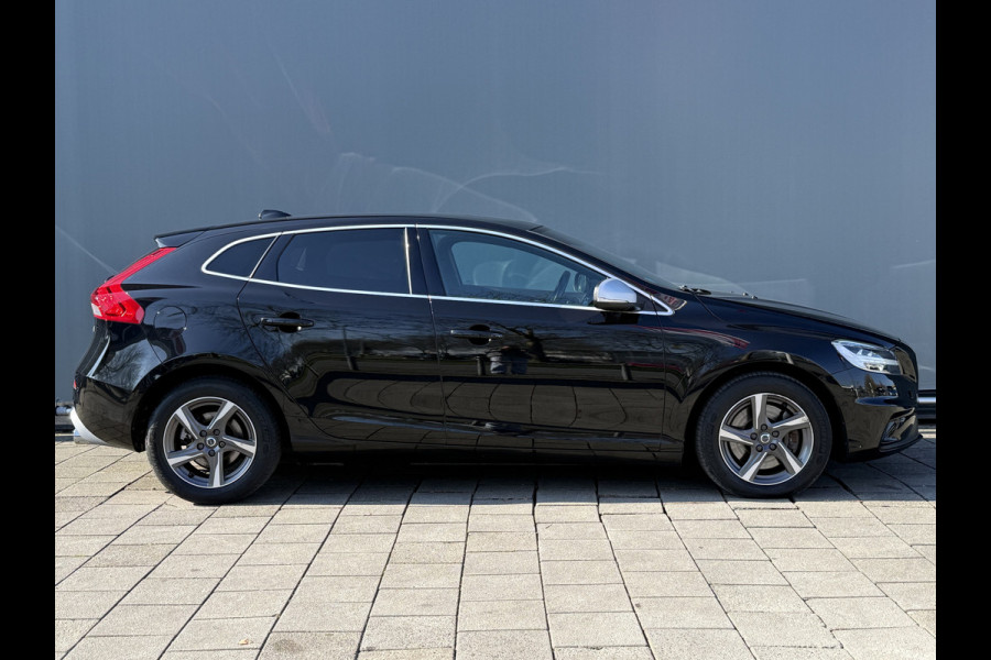 Volvo V40 BWJ 2018 | 2.0 D3 150PK R-DESIGN | TREKHAAK | PANO DAK | LEER | CAMERA A | CLIMA | NAVI | STOELVERW | PREMIUM AUDIO