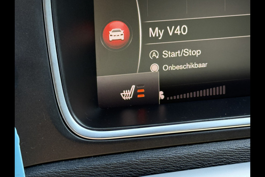 Volvo V40 BWJ 2018 | 2.0 D3 150PK R-DESIGN | TREKHAAK | PANO DAK | LEER | CAMERA A | CLIMA | NAVI | STOELVERW | PREMIUM AUDIO