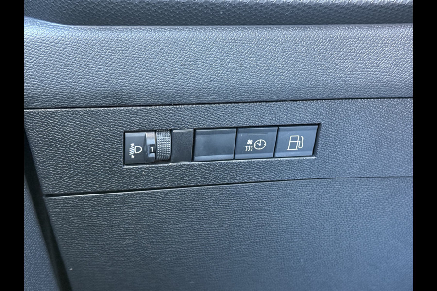 Opel Astra BWJ 2022 | SOH 97,5% 1.6 Hybrid 181PK SPORT | CAMERA A | CLIMA | NAVI | SPORTSTOELEN | STOEL&STUUR VERW | PDC 2X | CARPLAY | PRIVACY GLASS |