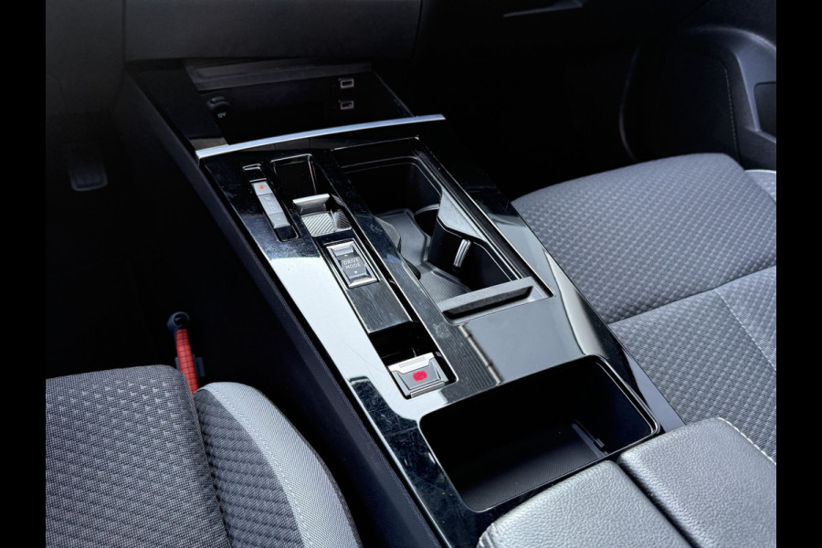 Opel Astra BWJ 2022 | SOH 97,5% 1.6 Hybrid 181PK SPORT | CAMERA A | CLIMA | NAVI | SPORTSTOELEN | STOEL&STUUR VERW | PDC 2X | CARPLAY | PRIVACY GLASS |