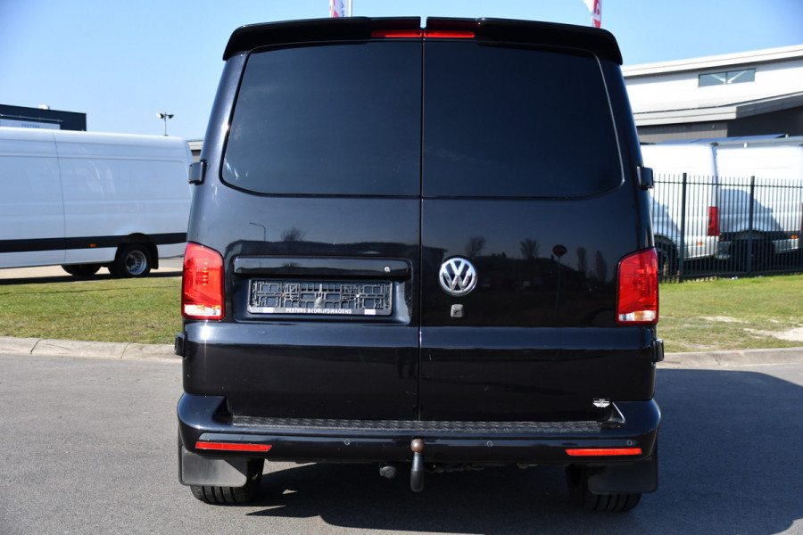 Volkswagen Transporter 2.0 TDI L2H1 32 DC Bulli Virtual, Adaptieve Cruise, Carplay, LED, 150PK, Stoelverwarming, Trekhaak, 2 x Schuifdeur, Standkachel, Uniek!