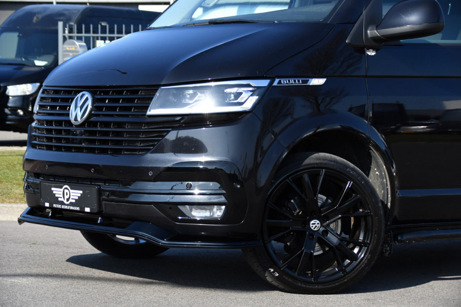 Volkswagen Transporter 2.0 TDI L2H1 32 DC Bulli Virtual, Adaptieve Cruise, Carplay, LED, 150PK, Stoelverwarming, Trekhaak, 2 x Schuifdeur, Standkachel, Uniek!