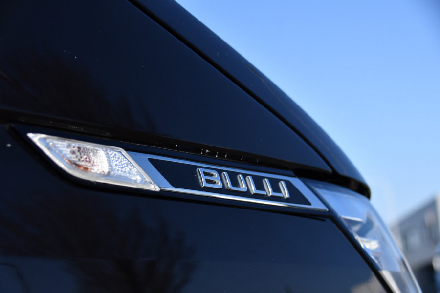 Volkswagen Transporter 2.0 TDI L2H1 32 DC Bulli Virtual, Adaptieve Cruise, Carplay, LED, 150PK, Stoelverwarming, Trekhaak, 2 x Schuifdeur, Standkachel, Uniek!