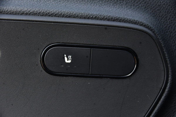 Mercedes-Benz Sprinter 319 V6 3.0 CDI L2H2 PB Edition Camera, Cruise, Carplay, 3500kg Trekhaak, 10,5'' Mbux, LED, Stoelverwarming, Automaat Uniek!