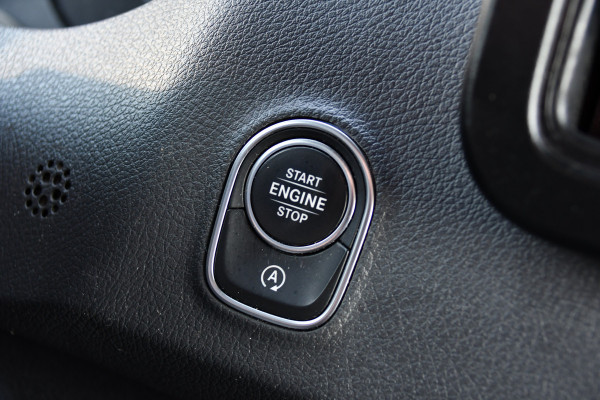 Mercedes-Benz Sprinter 319 V6 3.0 CDI L2H2 PB Edition Camera, Cruise, Carplay, 3500kg Trekhaak, 10,5'' Mbux, LED, Stoelverwarming, Automaat Uniek!