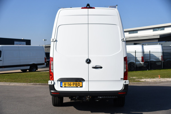 Mercedes-Benz Sprinter 319 V6 3.0 CDI L2H2 PB Edition Camera, Cruise, Carplay, 3500kg Trekhaak, 10,5'' Mbux, LED, Stoelverwarming, Automaat Uniek!