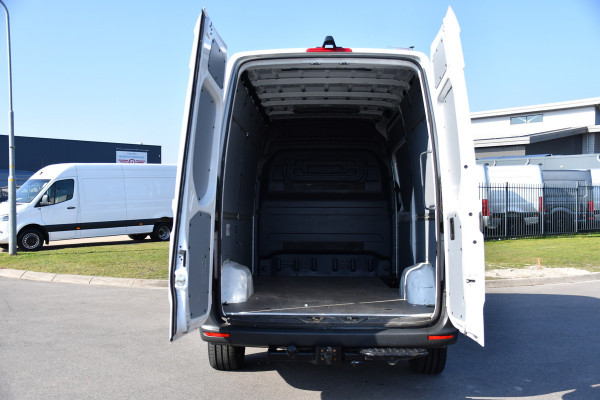 Mercedes-Benz Sprinter 319 V6 3.0 CDI L2H2 PB Edition Camera, Cruise, Carplay, 3500kg Trekhaak, 10,5'' Mbux, LED, Stoelverwarming, Automaat Uniek!