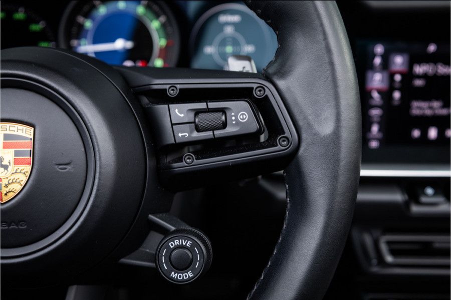 Porsche 911 Cabrio 3.8 Turbo S - Sport Chrono + | Keramisch | Memory | Stoelverwarming