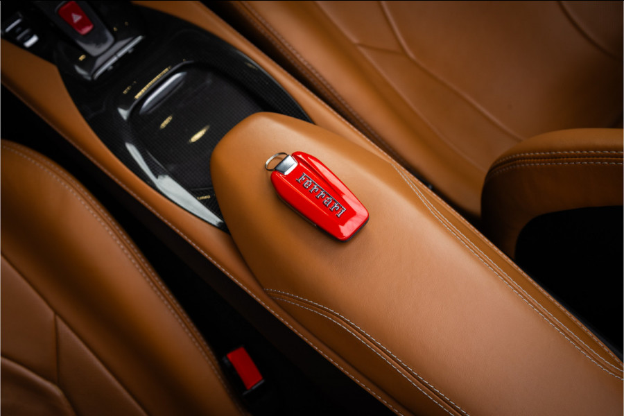 Ferrari Portofino 3.9 V8 HELE - Grigio Ferro | Carbon | Memory