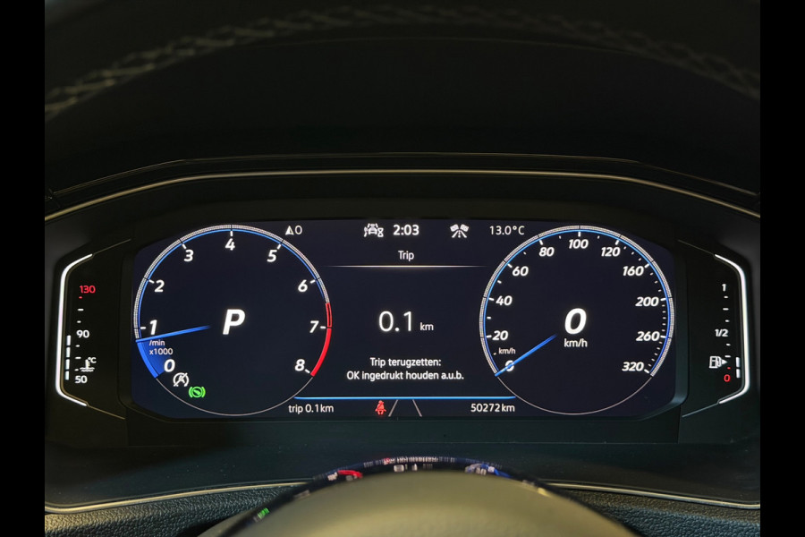 Volkswagen T-Roc 2.0 TSI 4Motion R|PANO|AKRA|KEYLESS|BEATS|BOMVOL!
