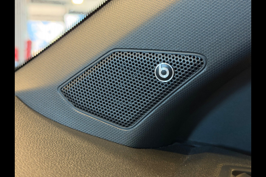 Volkswagen T-Roc 2.0 TSI 4Motion R|PANO|AKRA|KEYLESS|BEATS|BOMVOL!