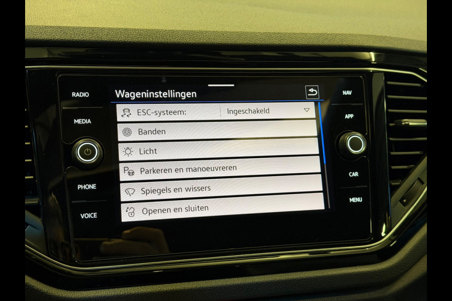 Volkswagen T-Roc 2.0 TSI 4Motion R|PANO|AKRA|KEYLESS|BEATS|BOMVOL!