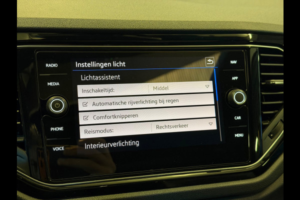 Volkswagen T-Roc 2.0 TSI 4Motion R|PANO|AKRA|KEYLESS|BEATS|BOMVOL!