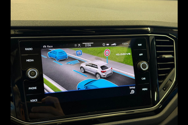 Volkswagen T-Roc 2.0 TSI 4Motion R|PANO|AKRA|KEYLESS|BEATS|BOMVOL!